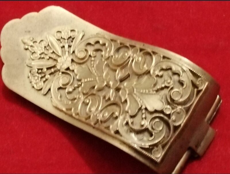 Clema de corespondenta victoriana