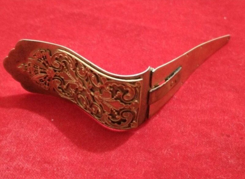 Clema de corespondenta victoriana